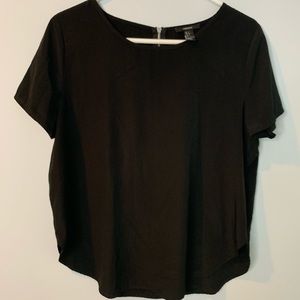 Short sleeve blouse